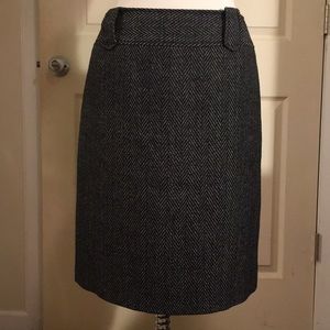 Beautiful thick pencil skirt!